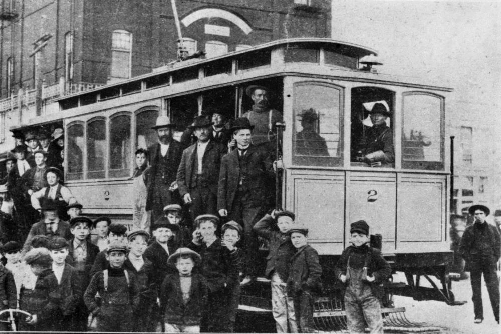 Town Building (1868-1912) | 4th Street Prater Way History Project
